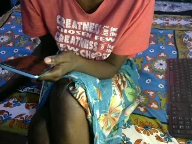 Live sex webcam photo for Sexlover24 #291210999