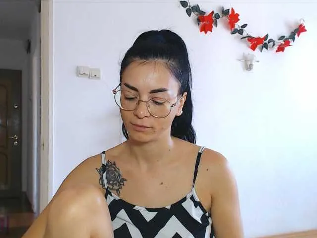 Live sex webcam photo for Sexmilfxx #291416270