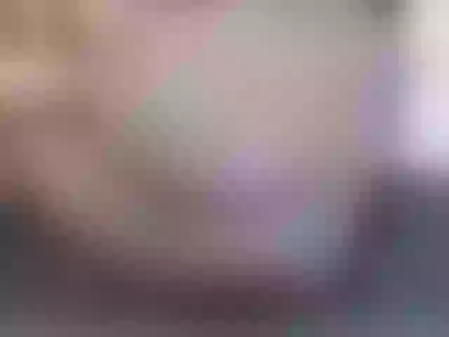 Live sex webcam photo for Sexxieebony20 #272357155