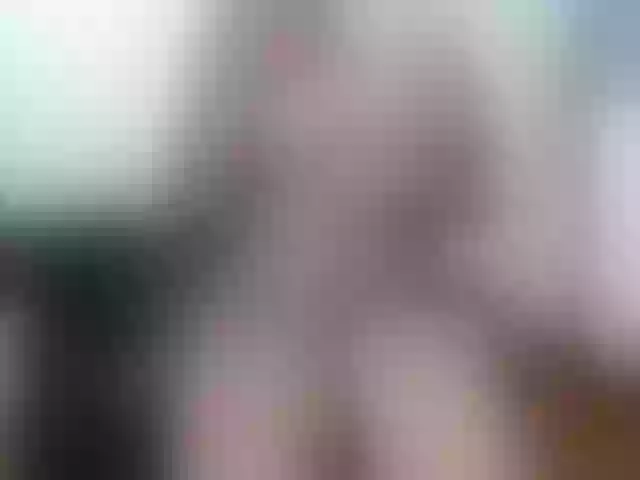 Live sex webcam photo for Sexxieebony20 #273750441