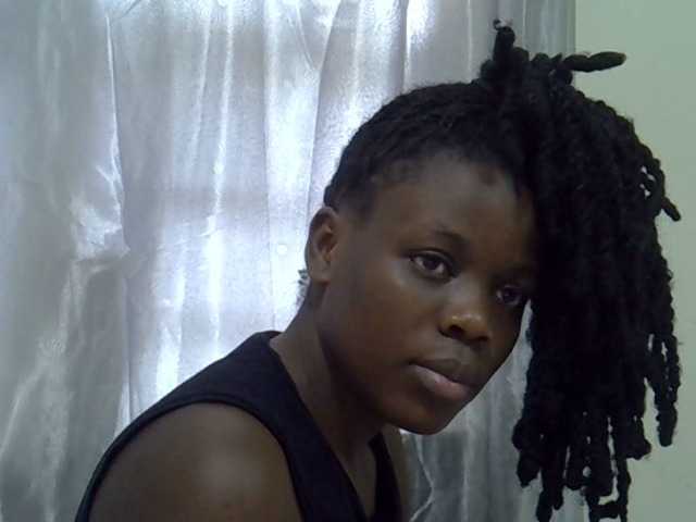 Live sex webcam photo for Sexxiest #292274121