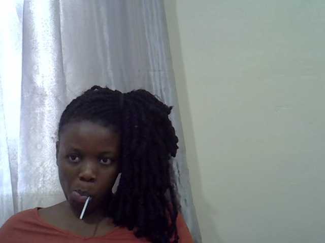 Live sex webcam photo for Sexxiest #292307330