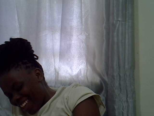 Live sex webcam photo for Sexxiest #292408014