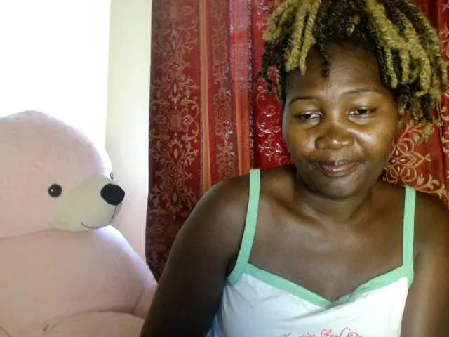 Live sex webcam photo for Sexxy-pretty24 #290444872