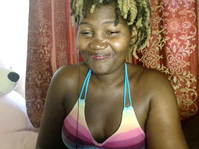 Live sex webcam photo for Sexxy-pretty24 #290451683