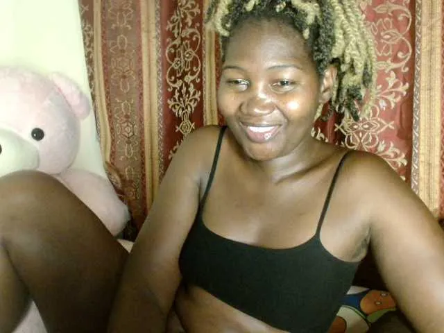 Live sex webcam photo for Sexxy-pretty24 #290454497