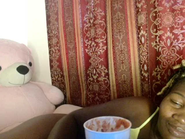 Live sex webcam photo for Sexxy-pretty24 #290457303