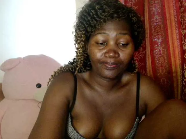 Live sex webcam photo for Sexxy-pretty24 #290804153