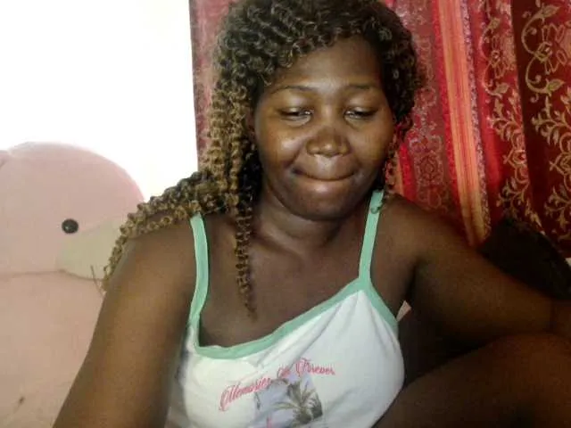 Live sex webcam photo for Sexxy-pretty24 #290811318