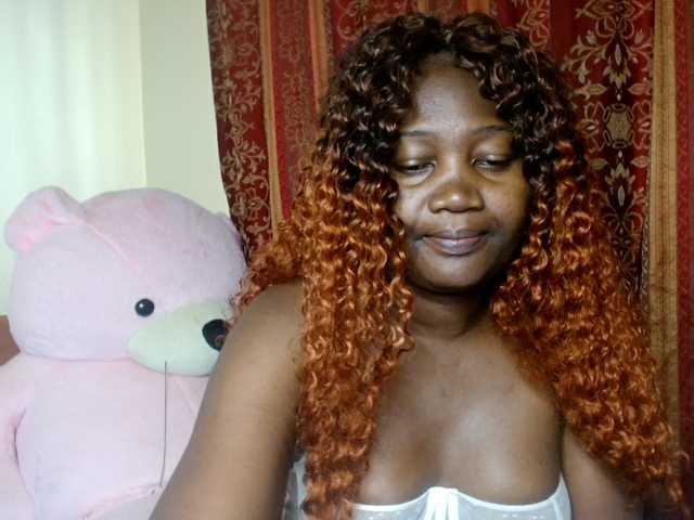 Live sex webcam photo for Sexxy-pretty24 #291136249