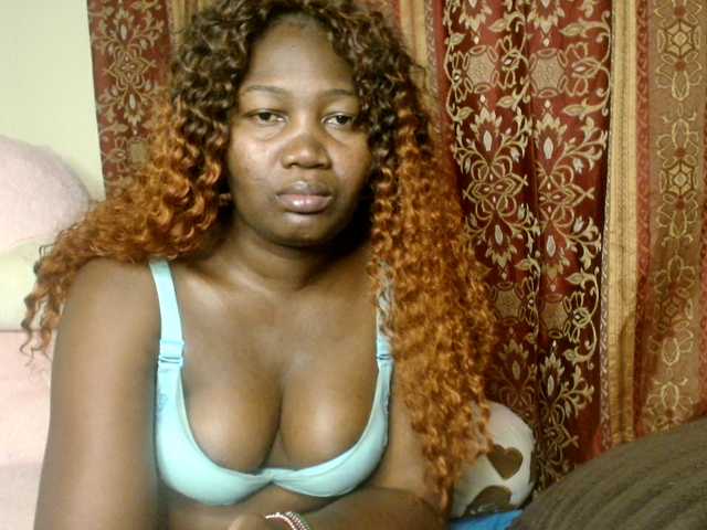 Live sex webcam photo for Sexxy-pretty24 #291232914