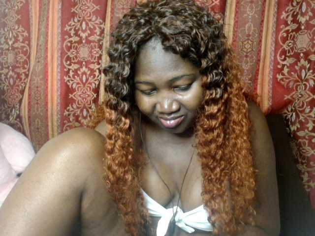 Live sex webcam photo for Sexxy-pretty24 #291236578