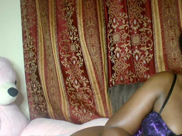 Live sex webcam photo for Sexxy-pretty24 #291268075