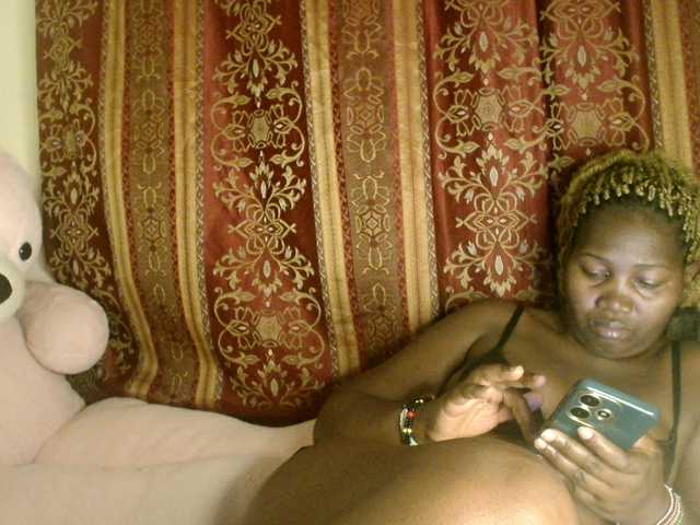 Live sex webcam photo for Sexxy-pretty24 #291360896