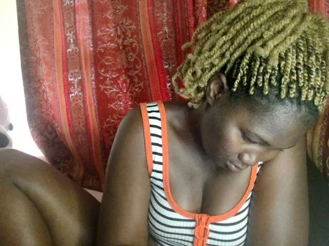 Live sex webcam photo for Sexxy-pretty24 #291398469