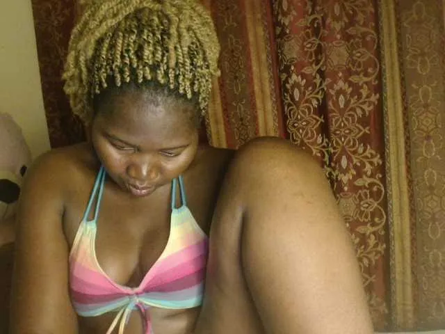 Live sex webcam photo for Sexxy-pretty24 #291406422