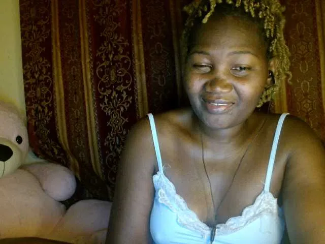 Live sex webcam photo for Sexxy-pretty24 #291426720