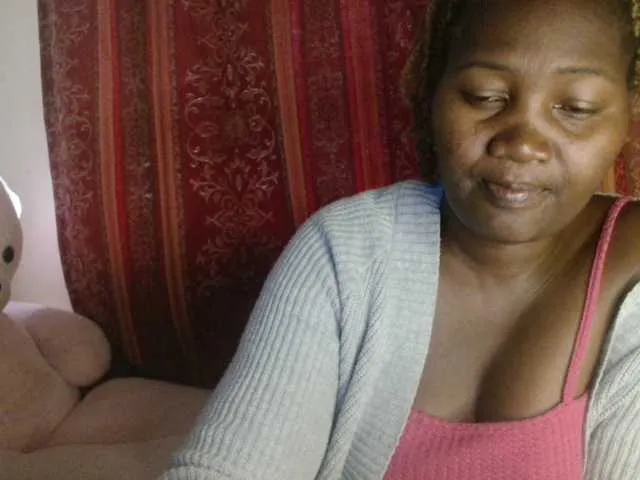 Live sex webcam photo for Sexxy-pretty24 #291492868