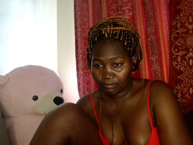 Live sex webcam photo for Sexxy-pretty24 #291582395