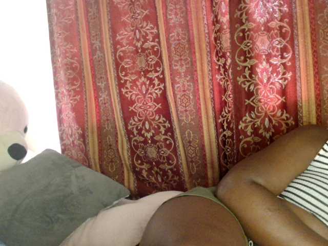 Live sex webcam photo for Sexxy-pretty24 #291608774