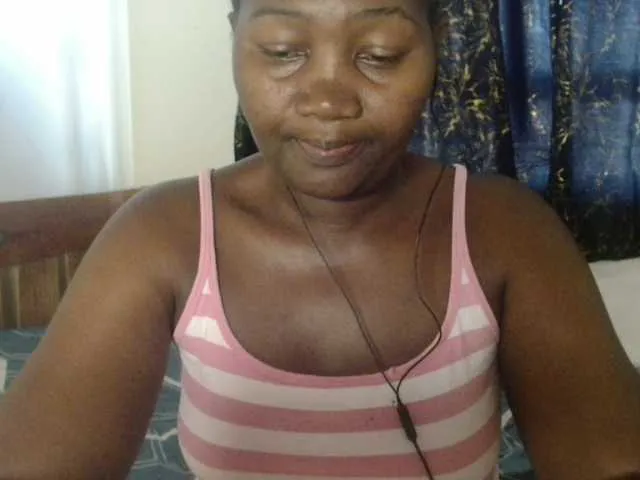 Live sex webcam photo for Sexxy-pretty24 #292259613