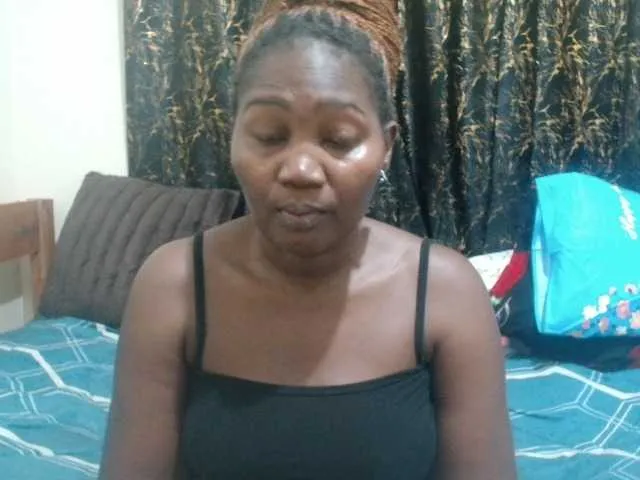 Live sex webcam photo for Sexxy-pretty24 #292315904