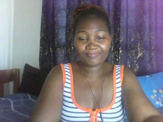 Live sex webcam photo for Sexxy-pretty24 #292339279