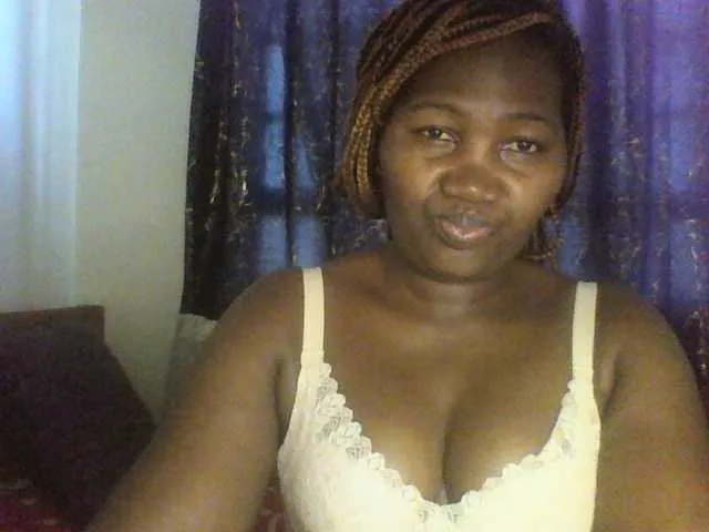 Live sex webcam photo for Sexxy-pretty24 #292367261