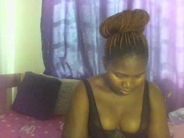 Live sex webcam photo for Sexxy-pretty24 #292382630