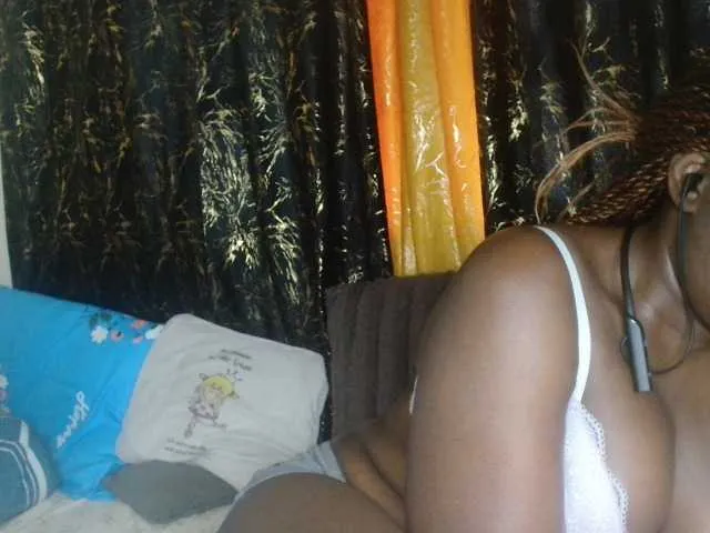 Live sex webcam photo for Sexxy-pretty24 #293888071