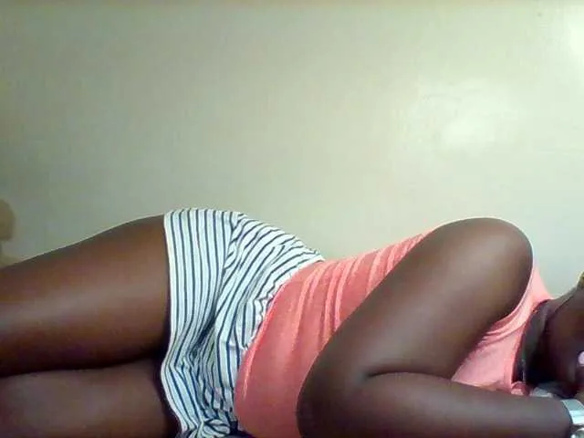 Live sex webcam photo for Sexxy-slim-honey #292793415