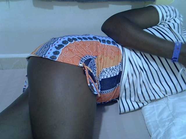 Live sex webcam photo for Sexxy4550 #291157734