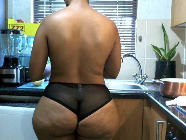 Live sex webcam photo for SexxyAs #277371996