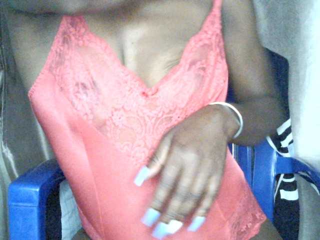 Live sex webcam photo for Sexxycandy #291513660