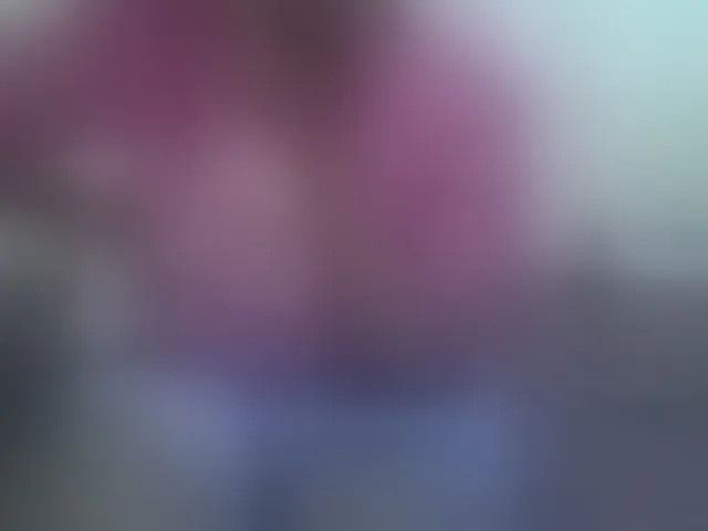 Live sex webcam photo for Sexxydivey1 #292993584