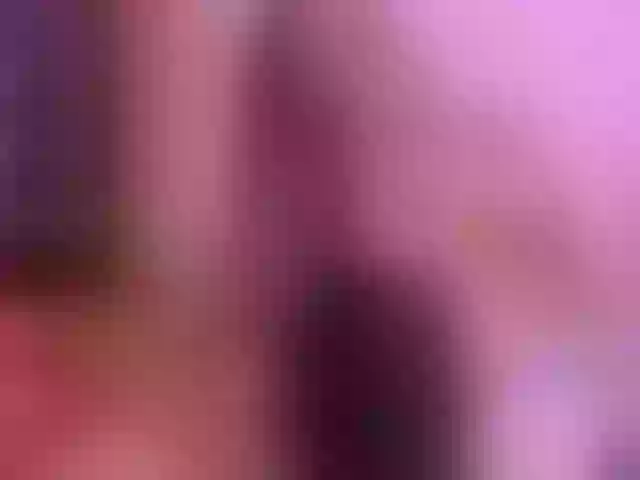 Live sex webcam photo for Sexxyerin #278240278