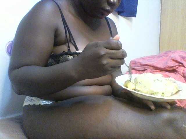 Live sex webcam photo for Sexxywetpussy #277919043