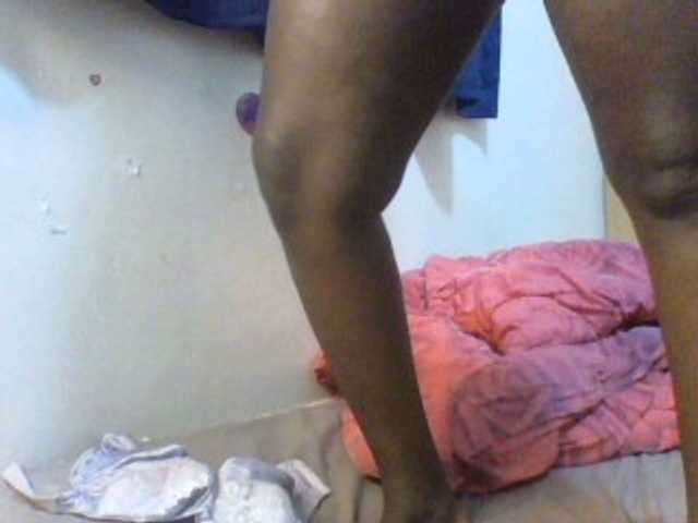 Live sex webcam photo for Sexxywetpussy #278001404