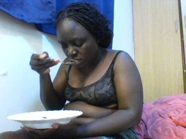 Live sex webcam photo for Sexxywetpussy #278085743