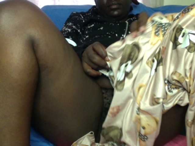 Live sex webcam photo for Sexxywetpussy #291323300