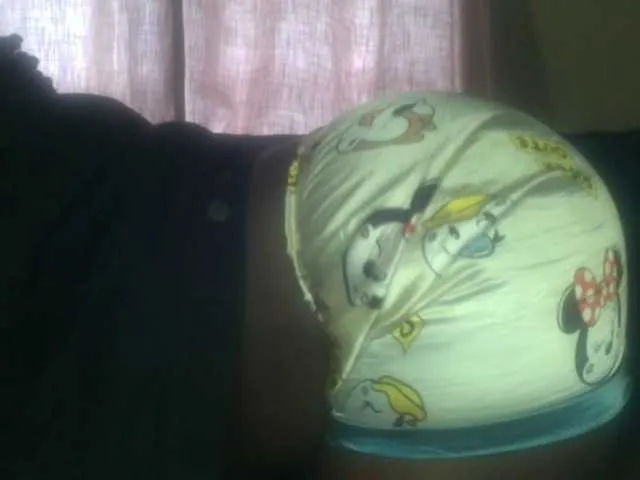 Live sex webcam photo for Sexxywetpussy #291389659