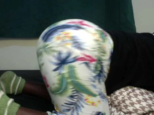 Live sex webcam photo for Sexxywetpussy #291646493