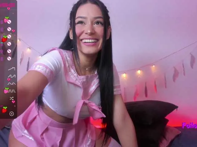 Live sex webcam photo for Sexy-Amber #273520068