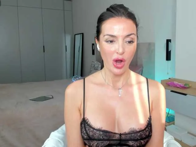 Live sex webcam photo for Sexy-Ev3lin #292096073
