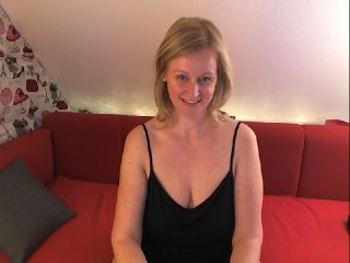 Live sex webcam photo for Sexy-Leni #155828529