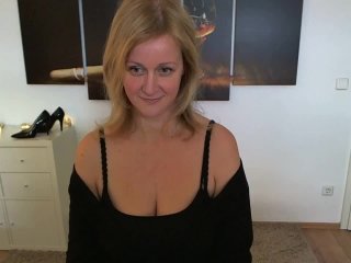 Live sex webcam photo for Sexy-Leni #157847911