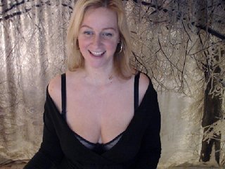 Live sex webcam photo for Sexy-Leni #210610319