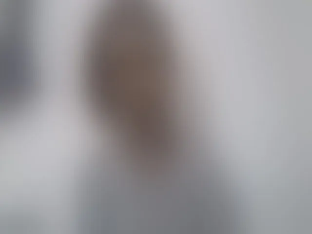 Live sex webcam photo for Sexy-Sarah #293122425
