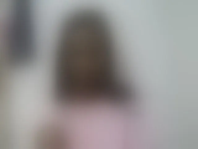 Live sex webcam photo for Sexy-Sarah #293271832