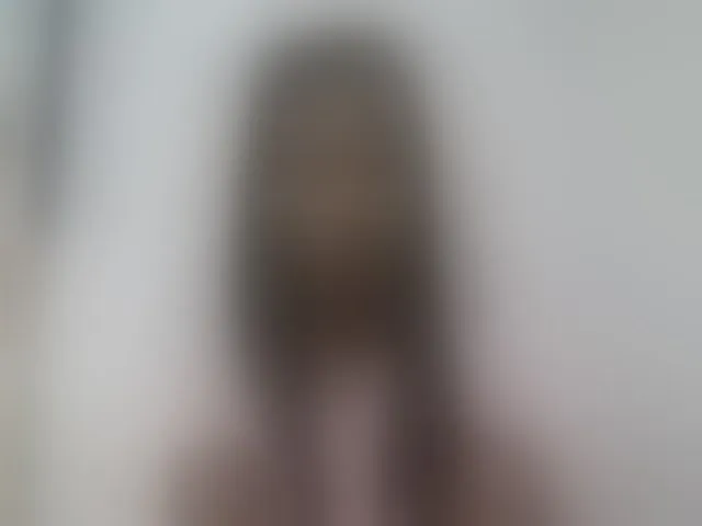 Live sex webcam photo for Sexy-Sarah #293279691